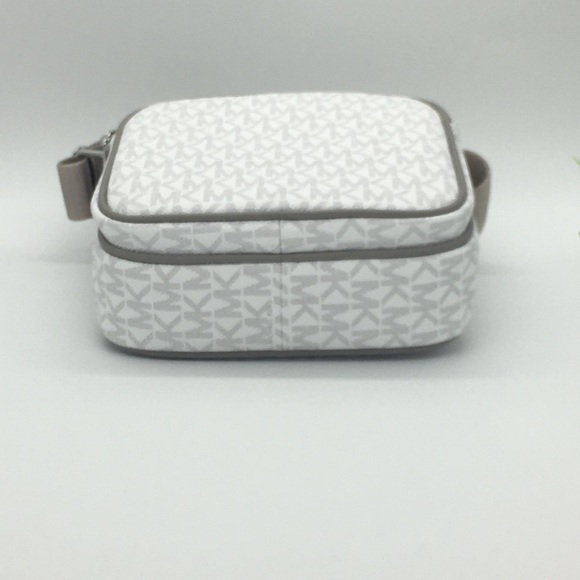 MICHAEL KORS MD FLIGHT CROSSBODY Bag BRIGHT White - Picture 5 of 8